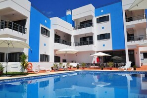 Outdoor pool - Vicentina Hotel (Aljezur)