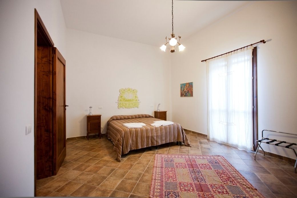 apartment, 3 bedrooms (for 5 people) | 1 bedroom, premium bedding, iron/ironing board, rollaway beds