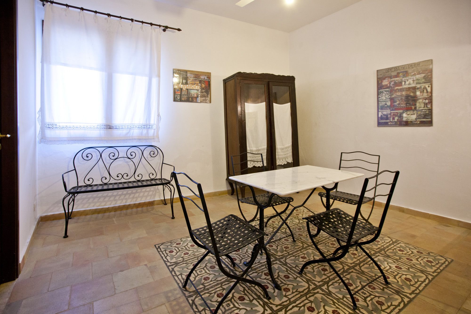 apartment, 3 bedrooms (for 6 people) | private kitchen | fridge, stovetop, coffee/tea maker, cookware/dishes/utensils