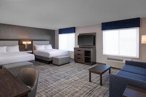 Two queens studio | Blackout drapes, iron/ironing board, free WiFi, bed sheets