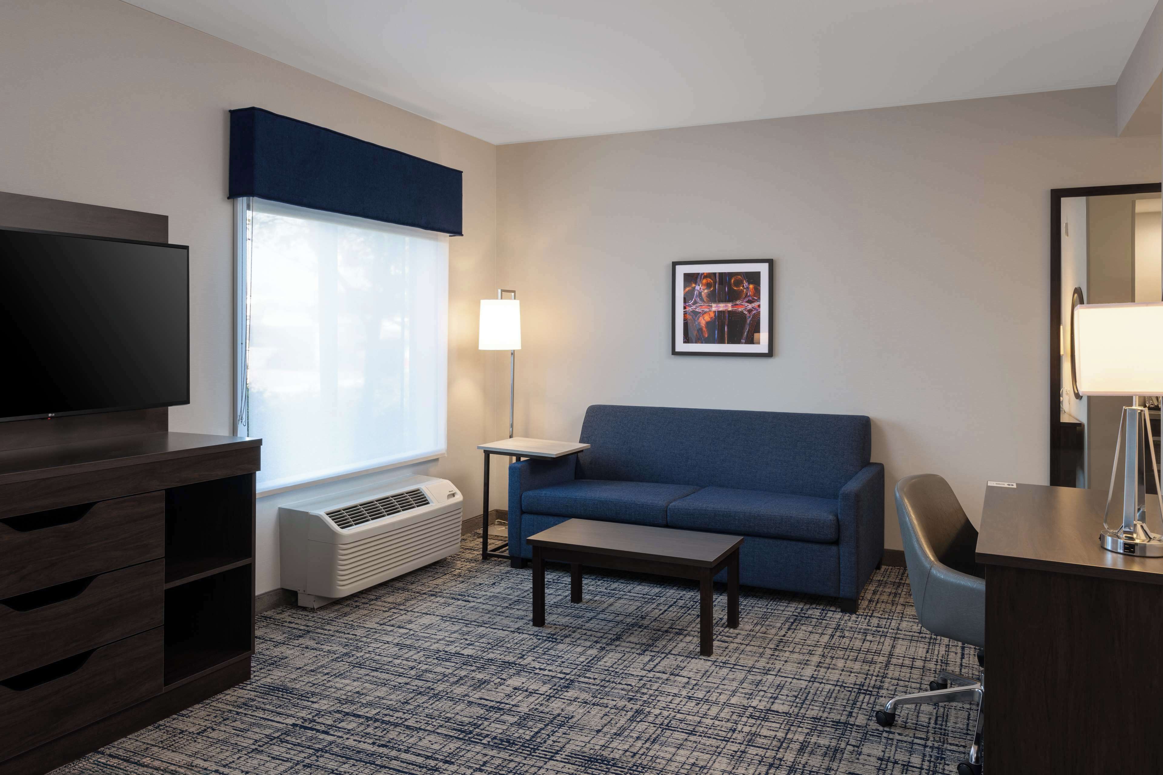 king studio sofabed | blackout curtains, iron/ironing board, free wifi, bed sheets