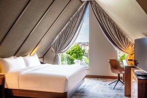 Ropa de cama de alta calidad y minibar 