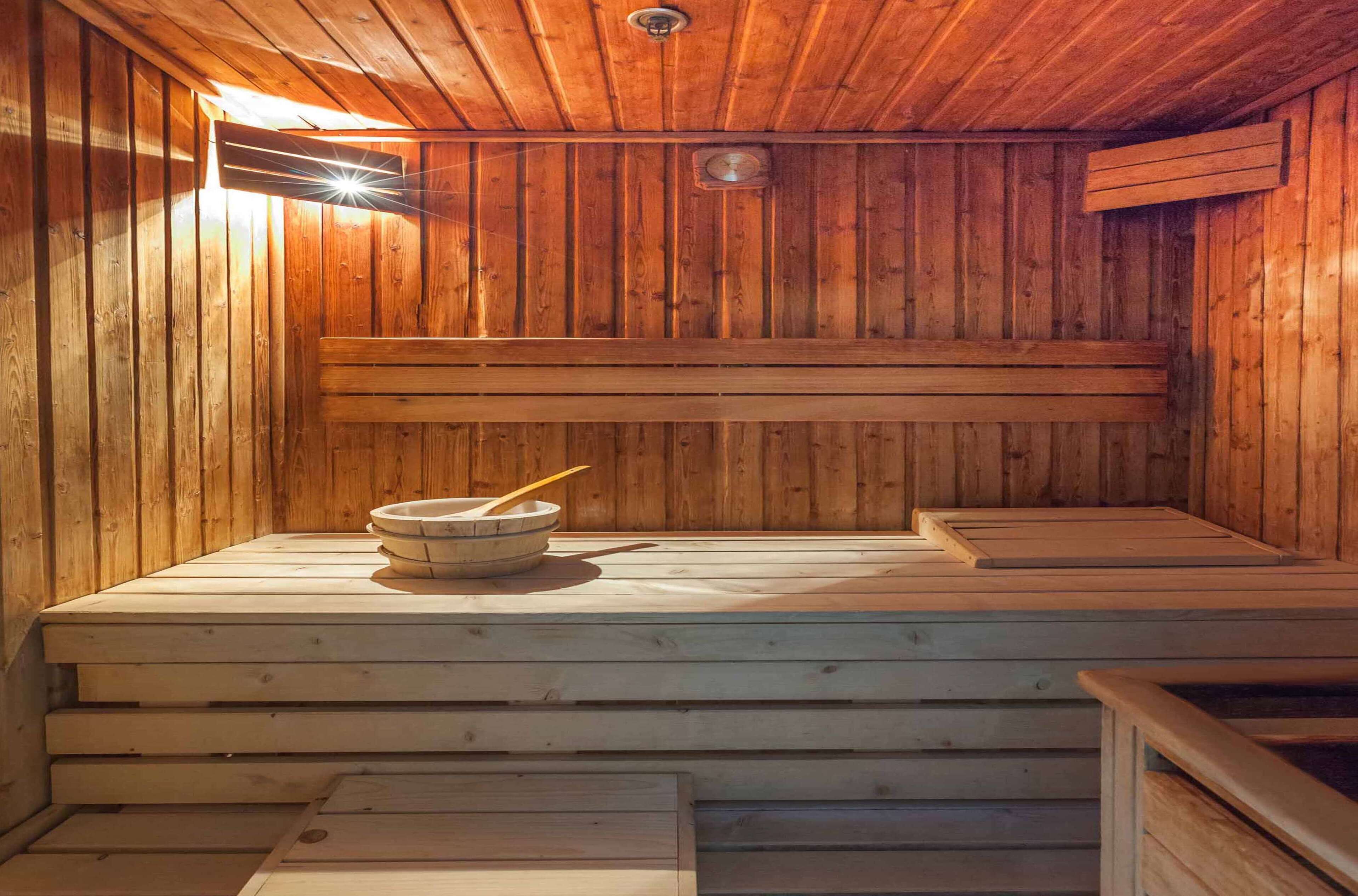 couples treatment room(s), body treatments, aromatherapy, body wraps