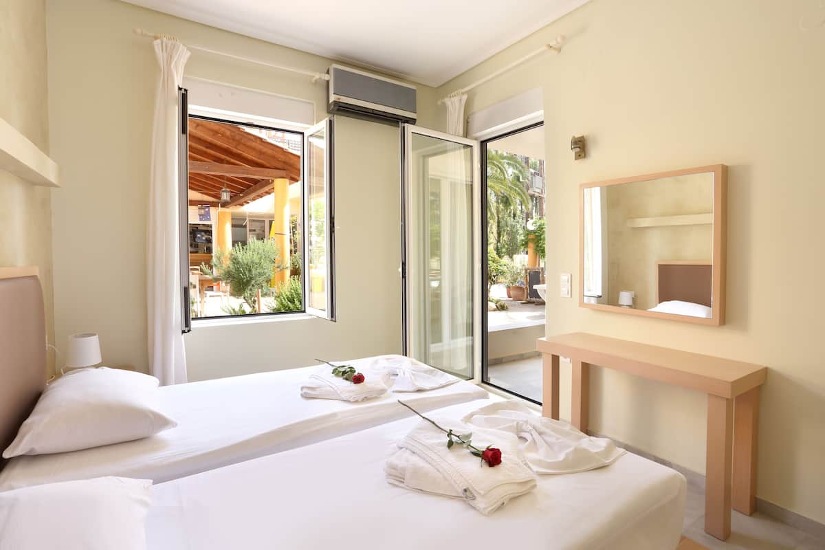 Standard Apartment, 1 Bedroom | 10 bedrooms, Egyptian cotton sheets, premium bedding, down comforters