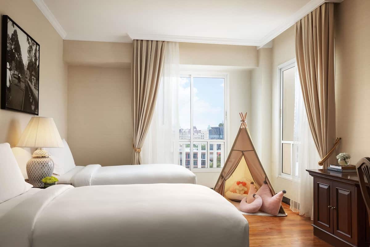 Suite Familiale, 1 très grand lit (Junior) | Vue de la chambre
