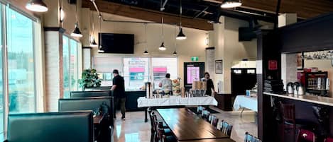 Free daily full breakfast