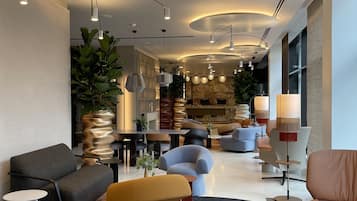 Bar lounge