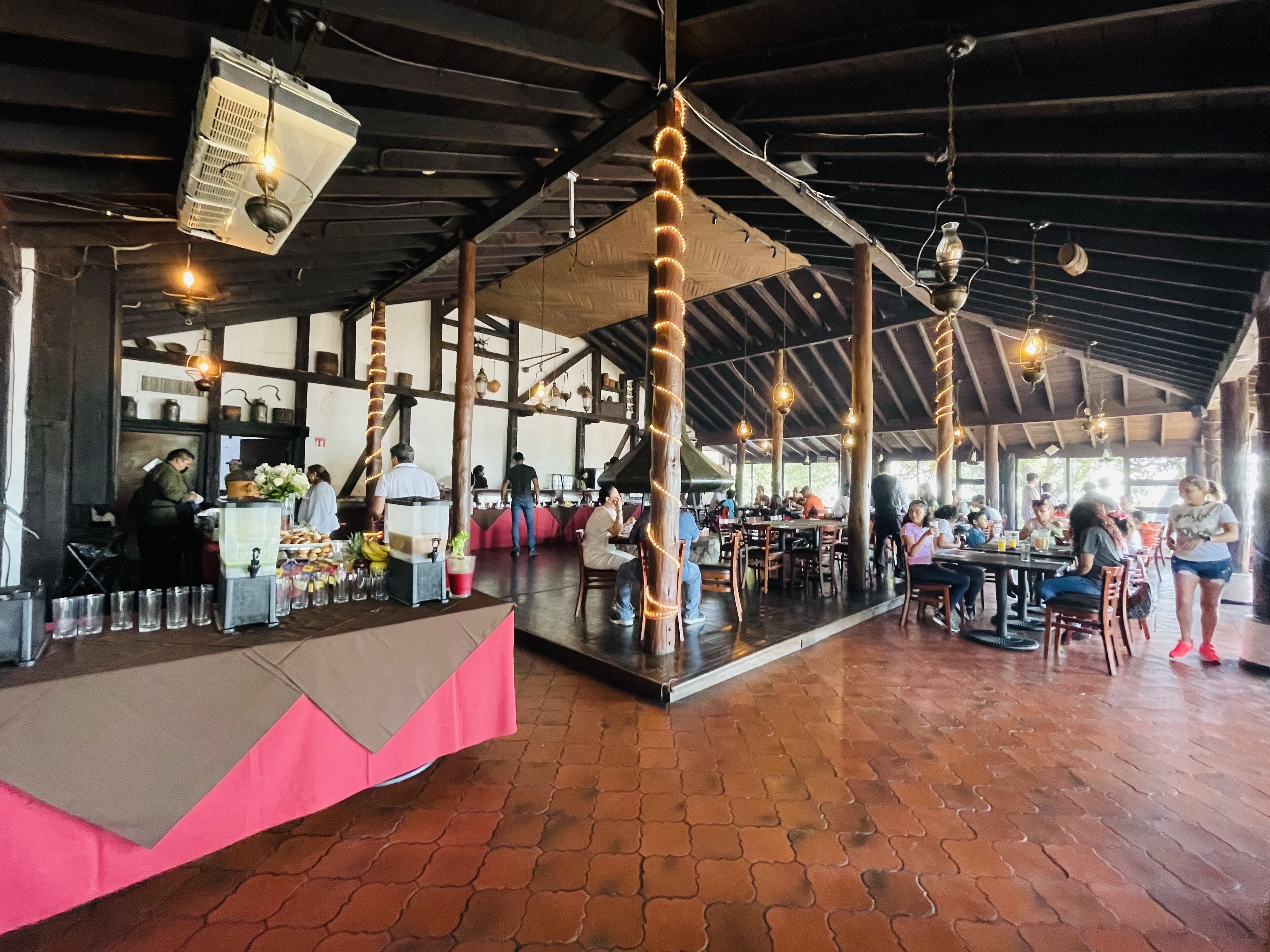 breakfast, lunch, dinner served; regional cuisine, garden views