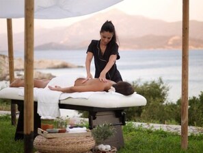 Hot tub, body treatments, hydrotherapy, aromatherapy, body wraps - Proteas Blu Resort - Adults Only (Samos)