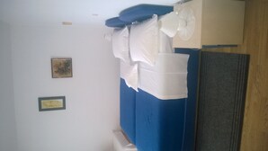 Huoneisto, 2 makuuhuonetta, parveke, merinäköala (for 5 people)
