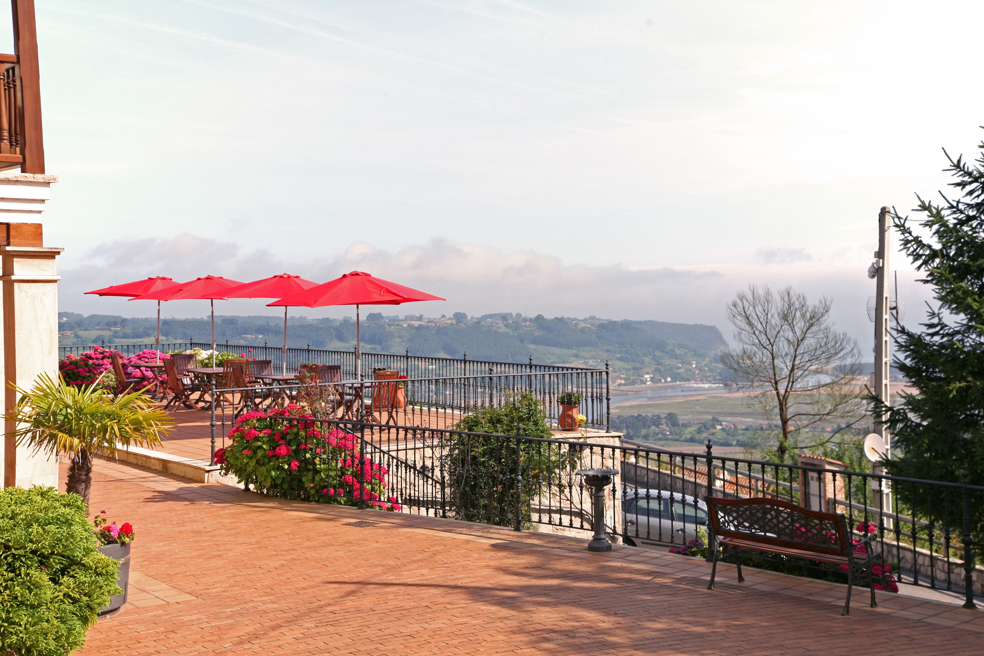 Photo - Hotel Mirador de Moriyón