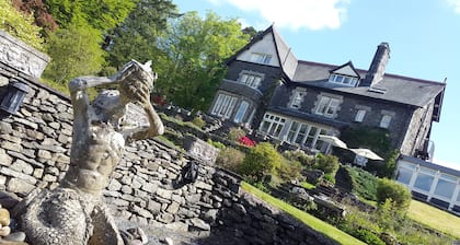 Sawrey House Country Hotel