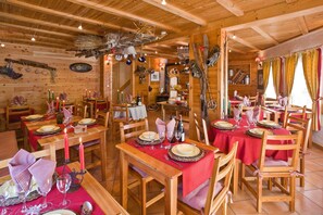 Restaurant - Le Chalet d'en Hô (Nevache)