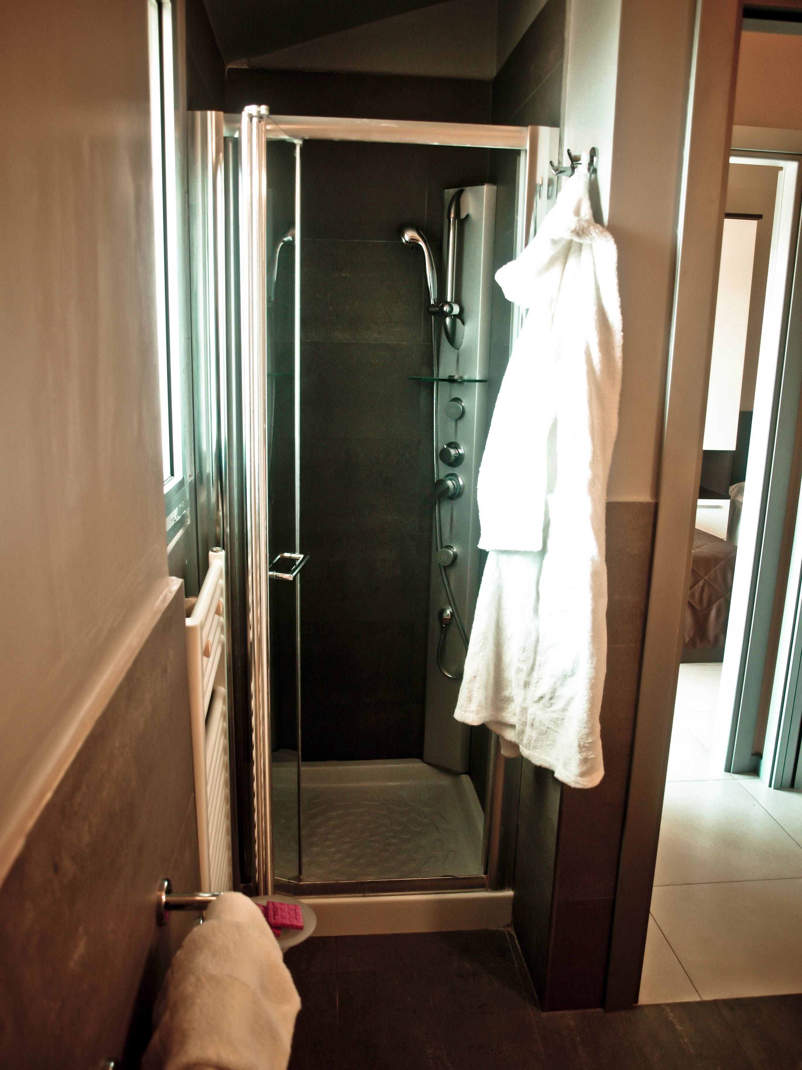 Appartement, 2 chambres | Coffres-forts dans les chambres, fer et planche à repasser