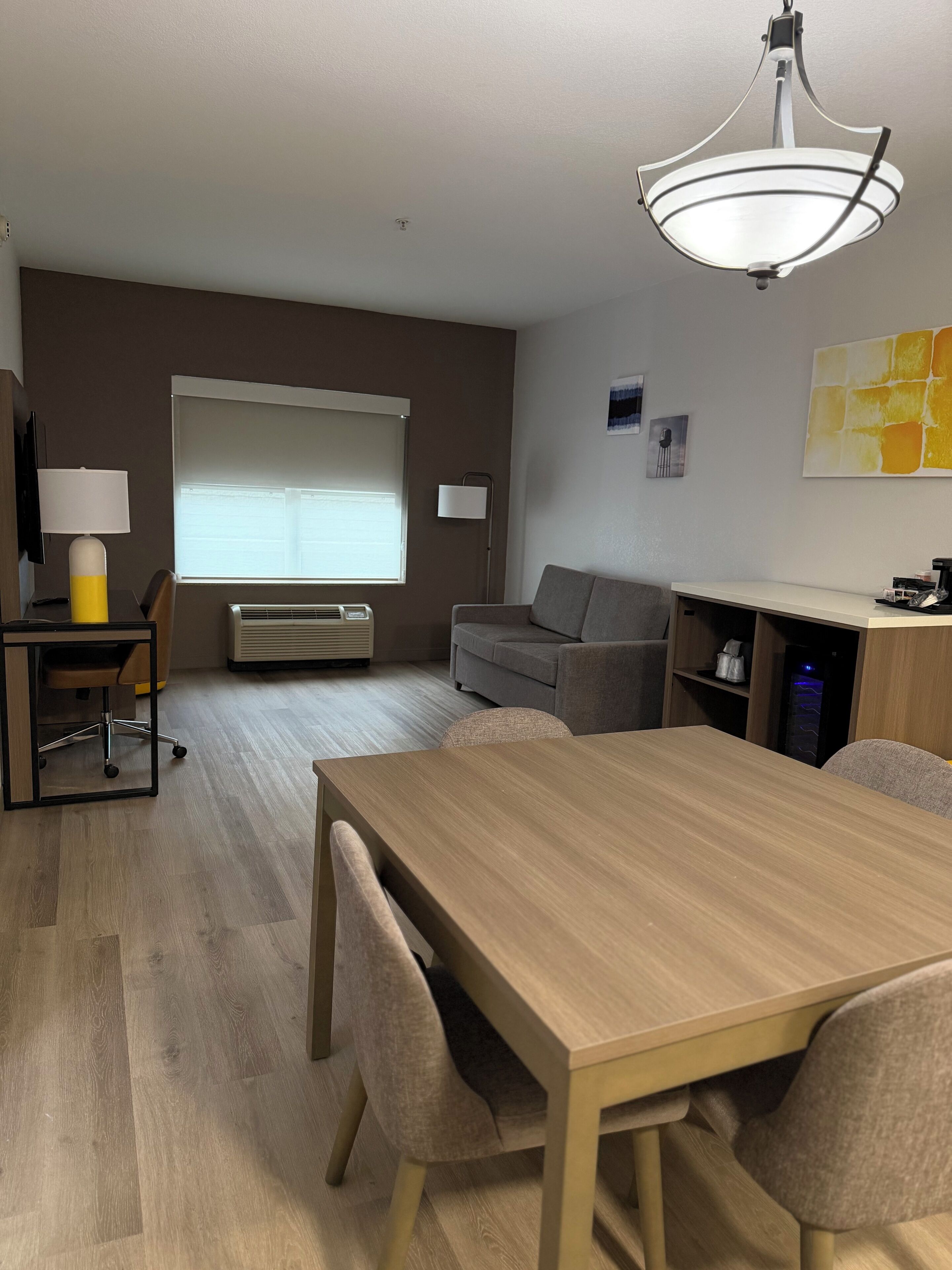 Suite, 1 King Bed with Sofa bed, Non Smoking (Upgrade) | Private kitchen