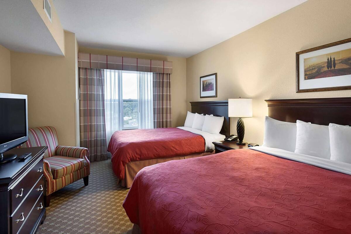 1 bedroom, desk, laptop workspace, blackout curtains