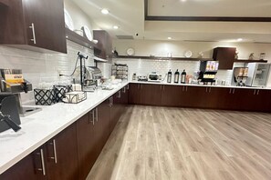 Free daily buffet breakfast