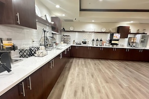 Free daily buffet breakfast