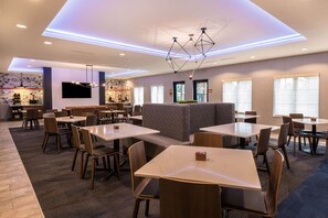 Free daily on-the-go breakfast