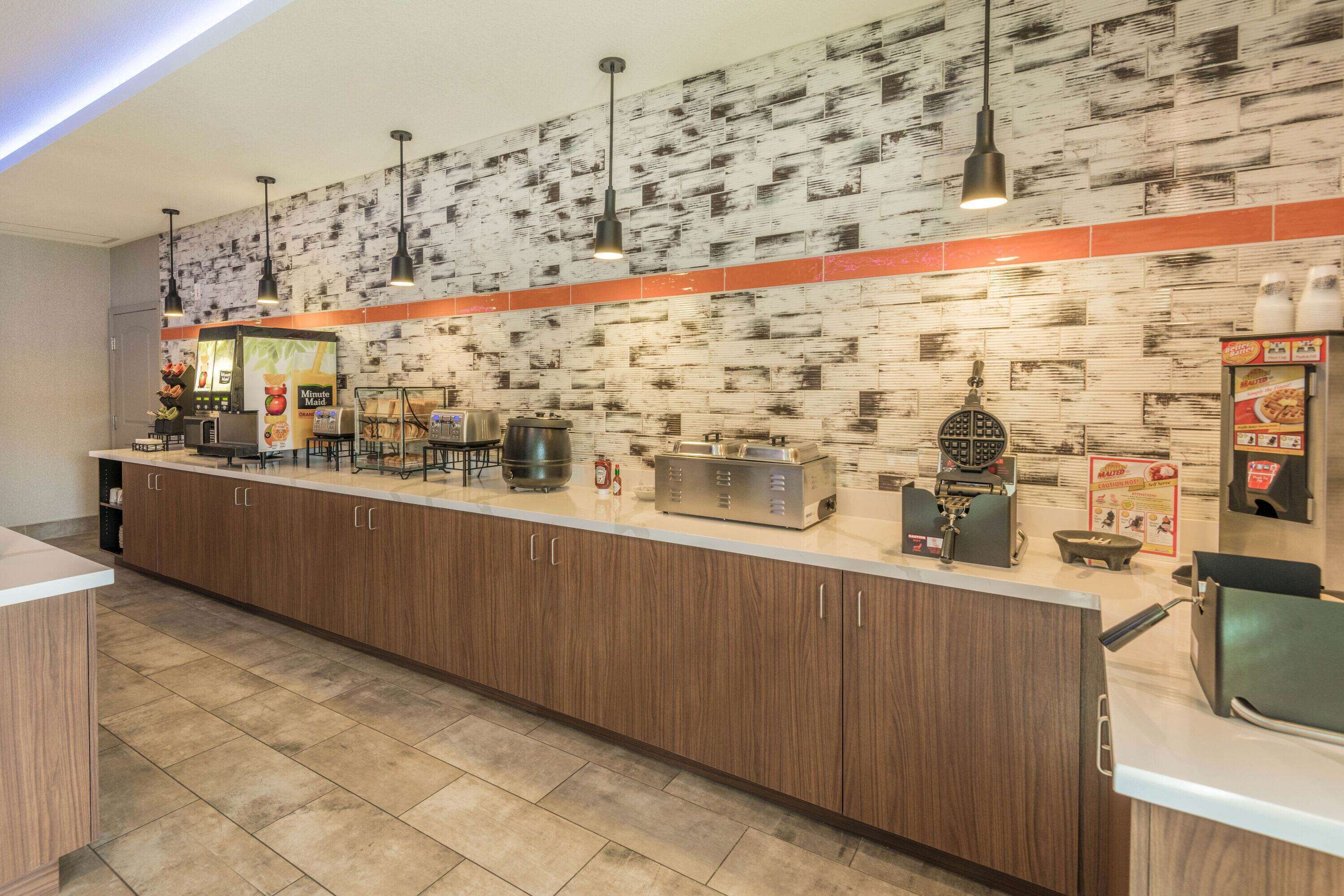 free daily on-the-go breakfast