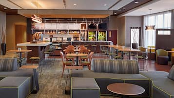 Tägliches nach Wunsch zubereitetes Frühstück gegen Gebühr