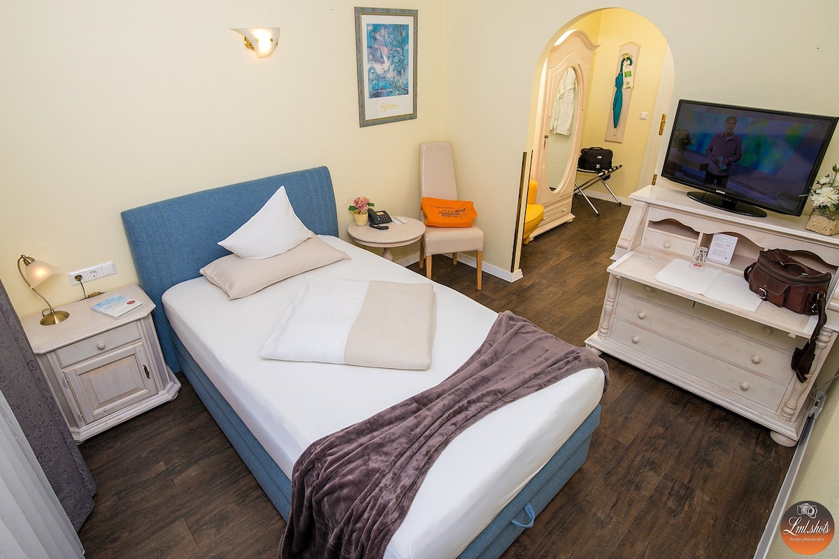 Chambre Simple, vue jardin