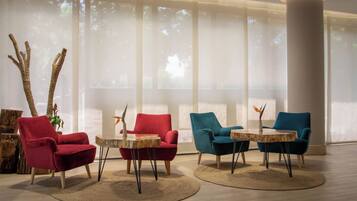 Lunch and dinner served, local cuisine