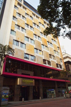 Front of property - Hotel Soratama (Pereira)