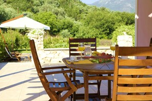 Villa Romantique (Anemone) | Espace de travail pour ordinateur portable, chambres insonorisées