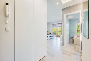 Standaard appartement | Woonruimte | Televisie