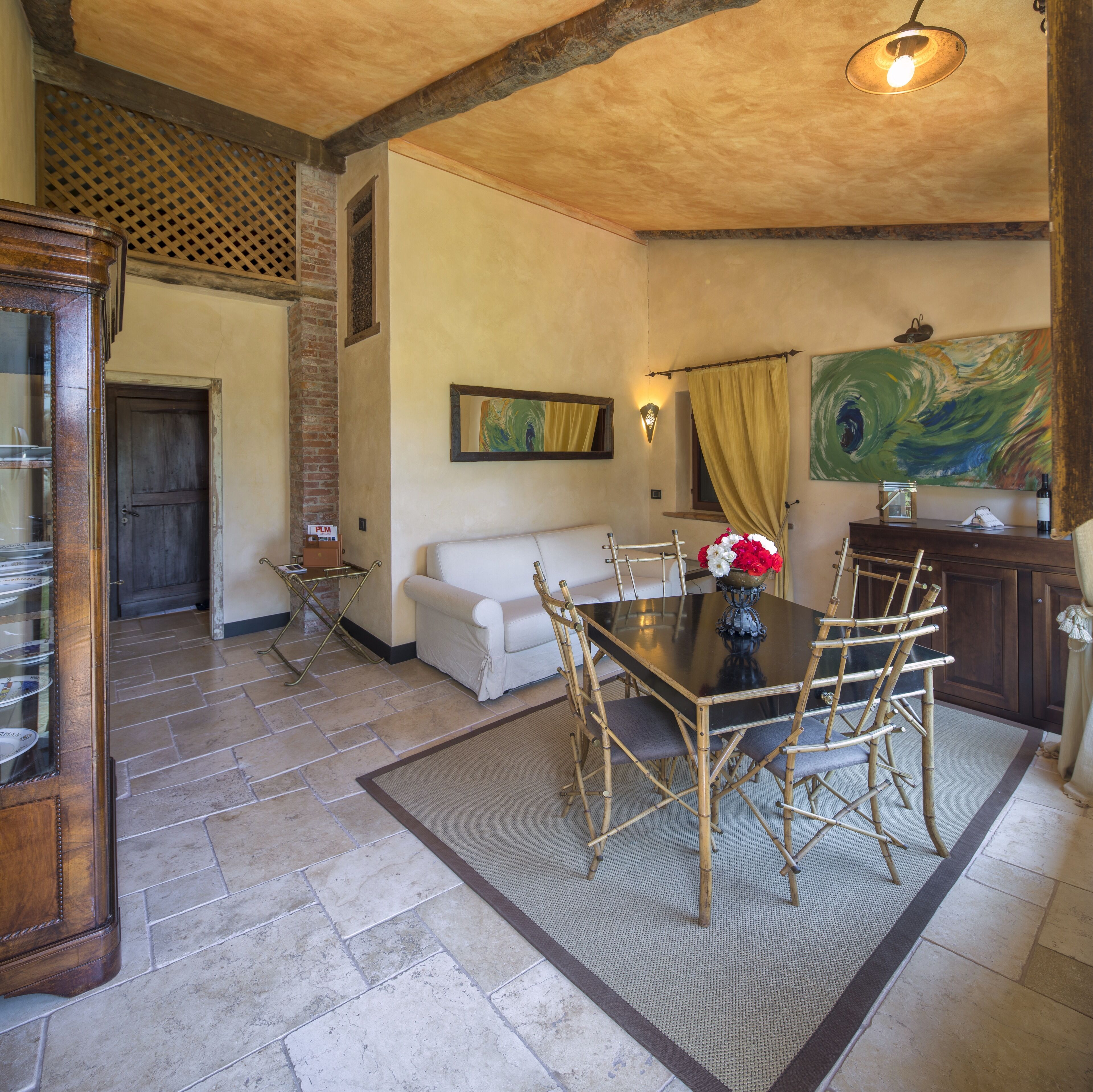 Suite | Living area | LCD TV