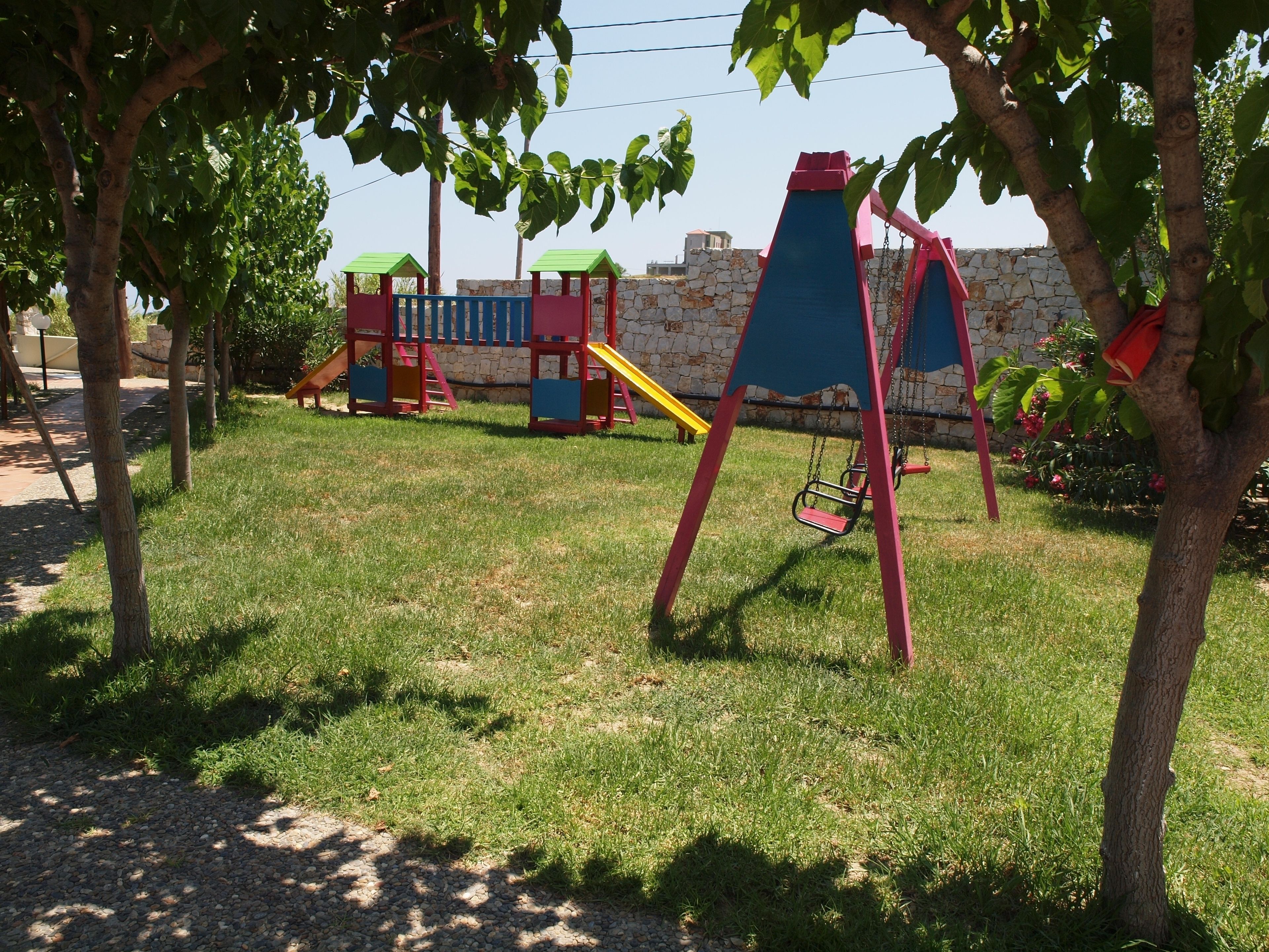children’s play area – outdoor
