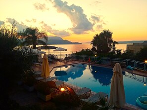 Apartment, 1 Bedroom | 3 bedrooms, desk, iron/ironing board, free WiFi - Emerald (Apokoronas)