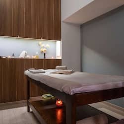 Couples treatment rooms, Turkish bath, body treatments, aromatherapy