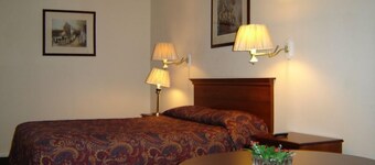 石點經濟汽車旅館