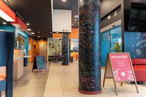 Reception - ibis Barcelona Mollet (Mollet del Valles)