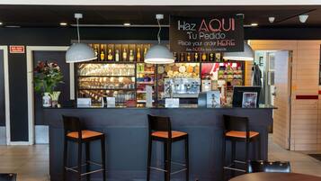 Bar (en la propiedad)
