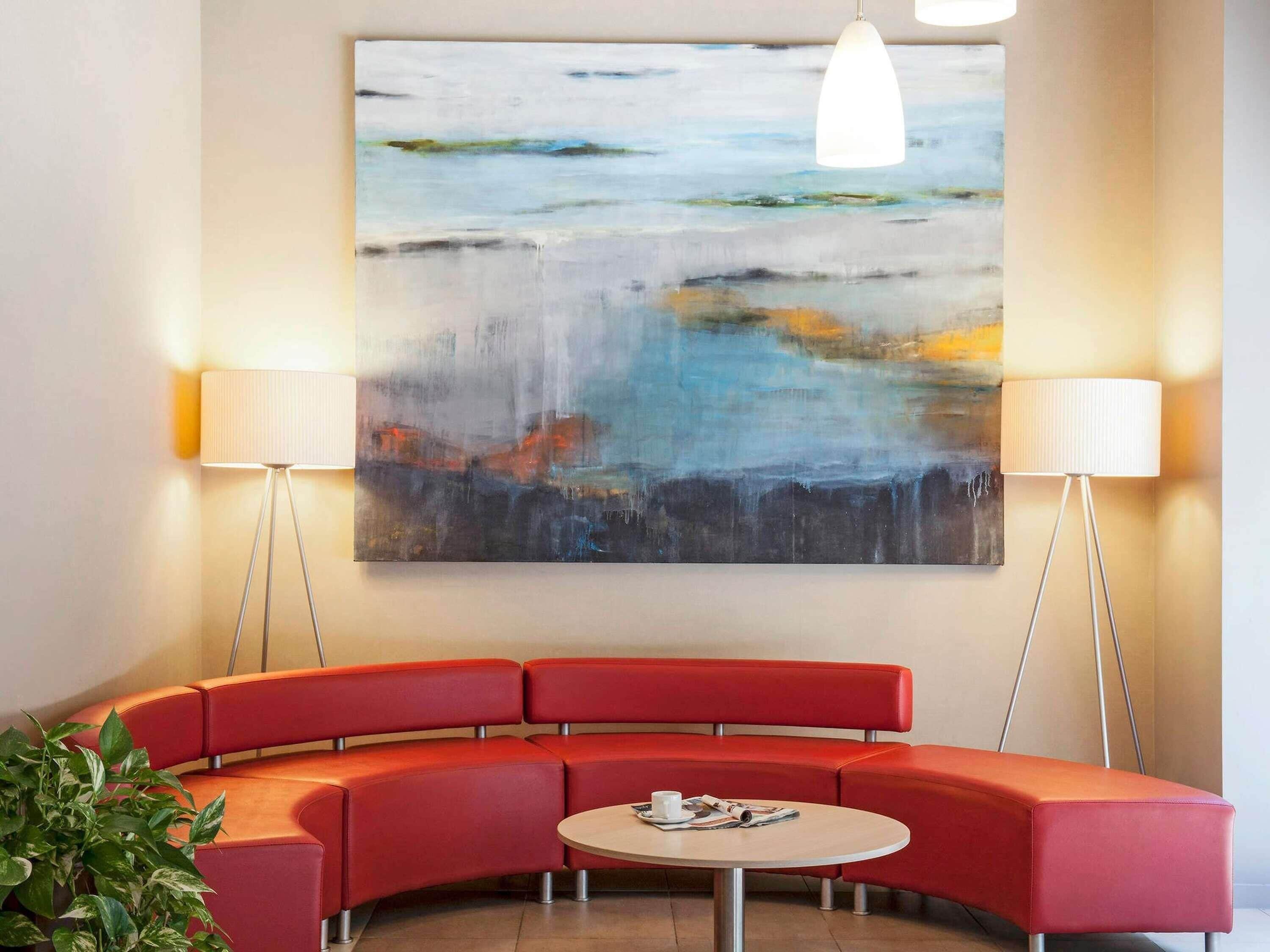 المنشأة من الخارج