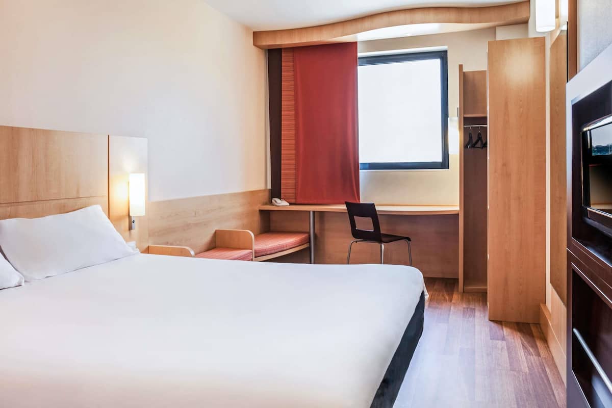 Blackout curtains, soundproofing, iron/ironing board