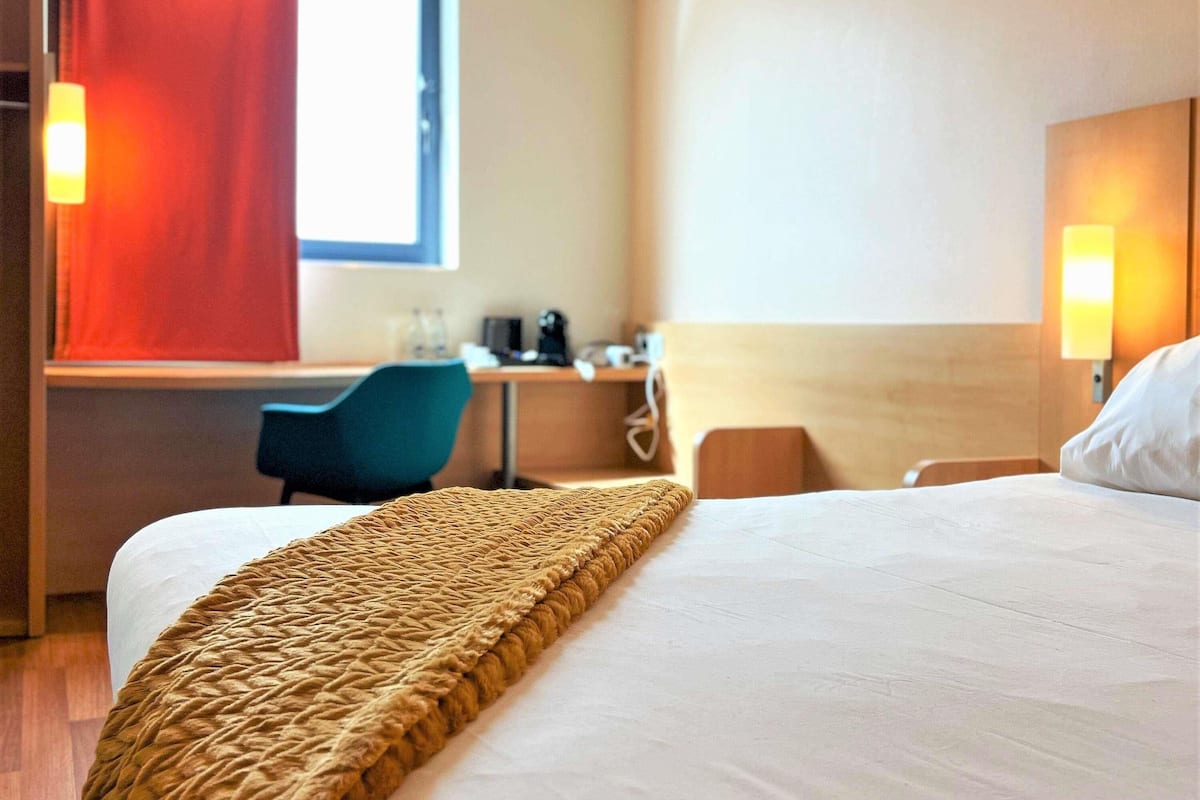 Comfort tweepersoonskamer | 1 slaapkamer, verduisterende gordijnen, geluiddichte muren