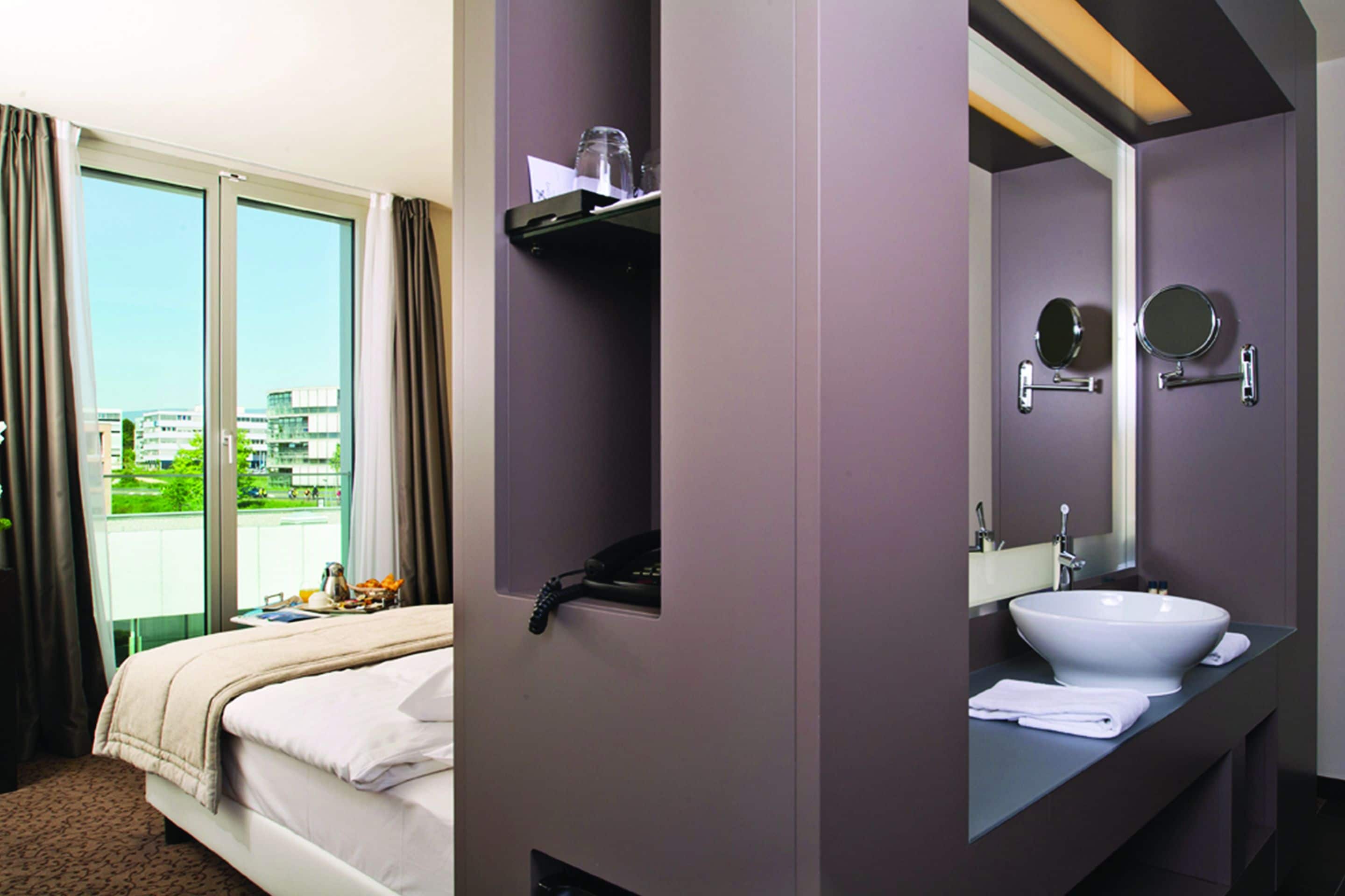 business room | bathroom | free toiletries, hair dryer, towels