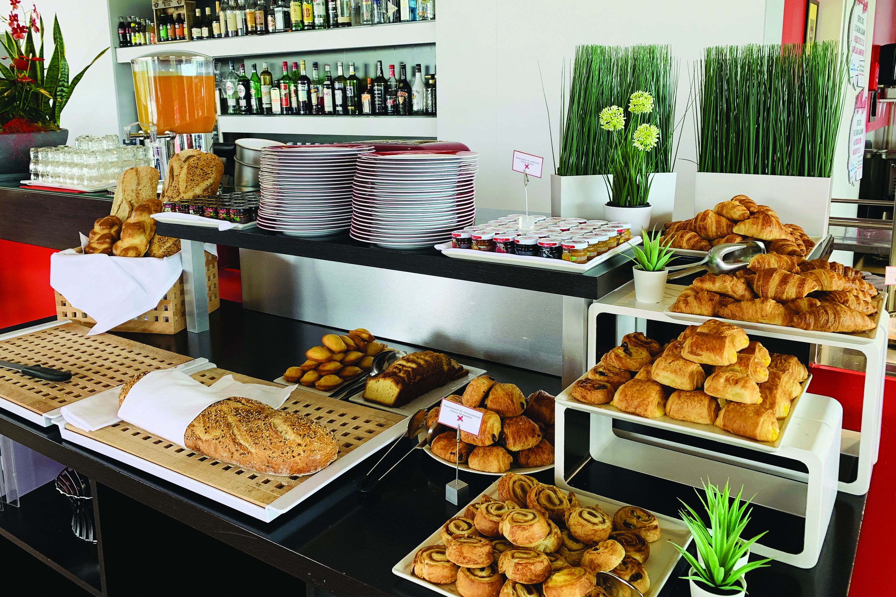 daily buffet breakfast (chf 25 per person)