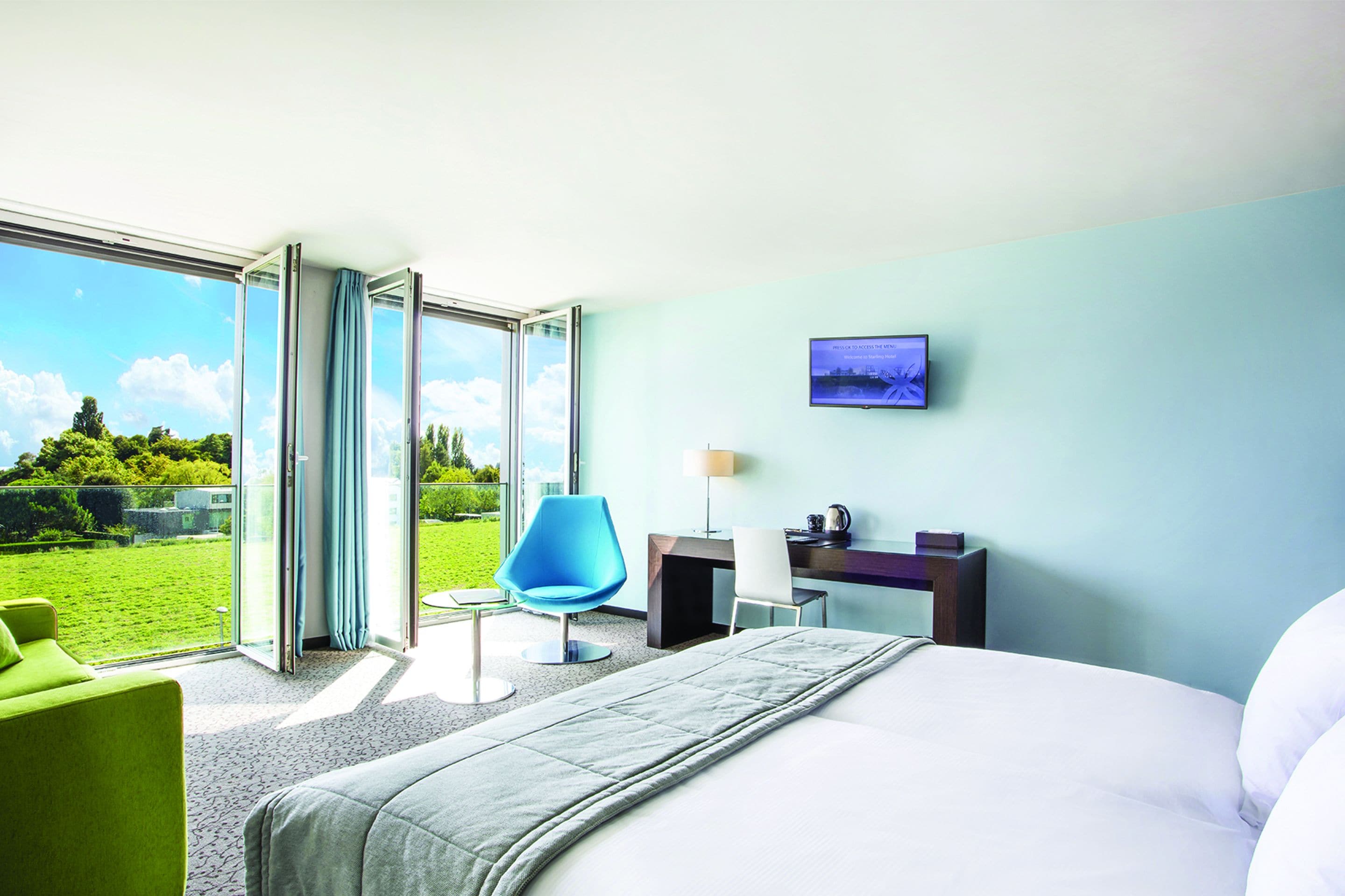 superior room | 1 bedroom, premium bedding, minibar, in-room safe