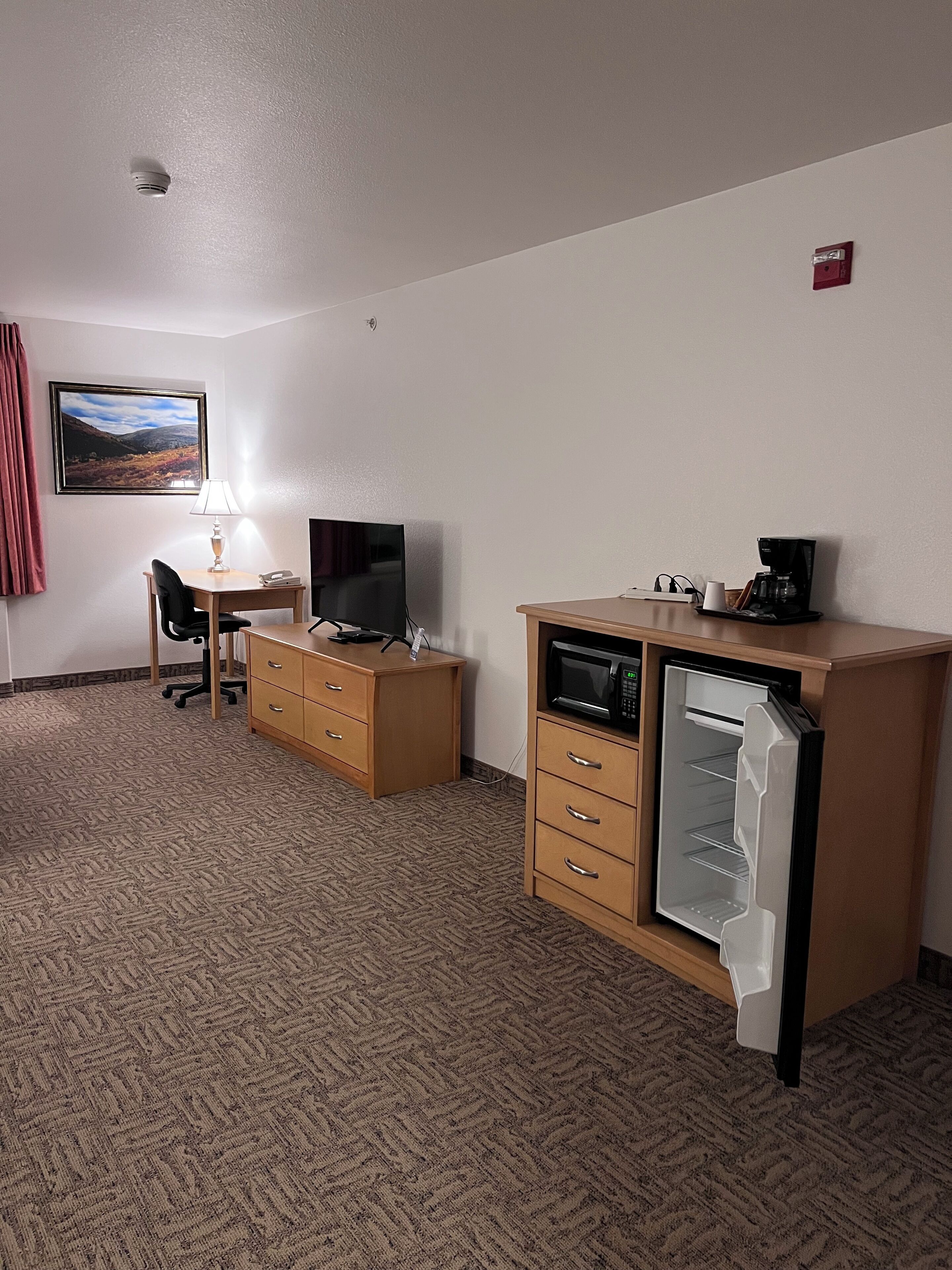 handicap accessible queen room | desk, blackout curtains, iron/ironing board, free wifi