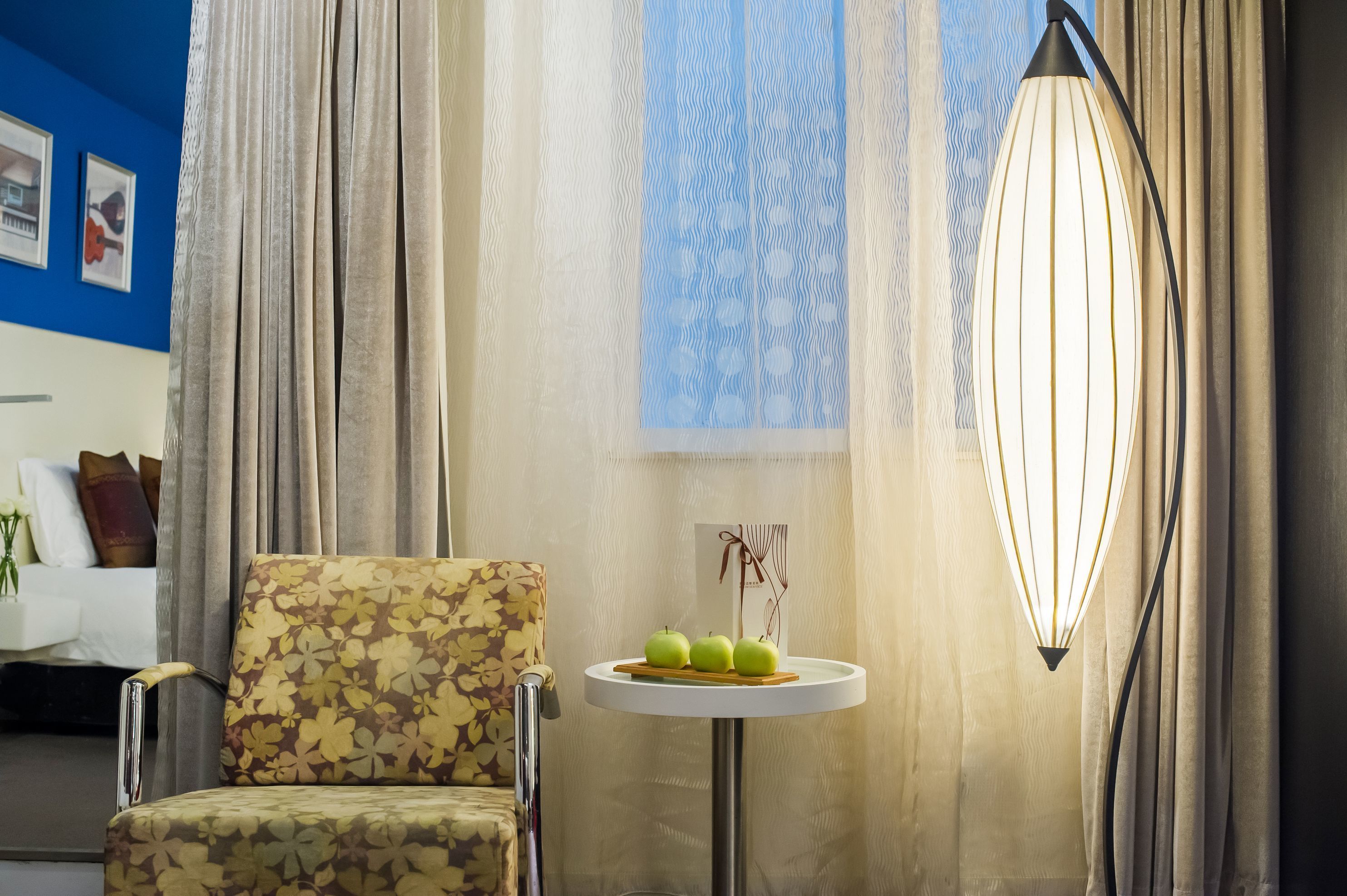 free minibar items, in-room safe, individually decorated, desk