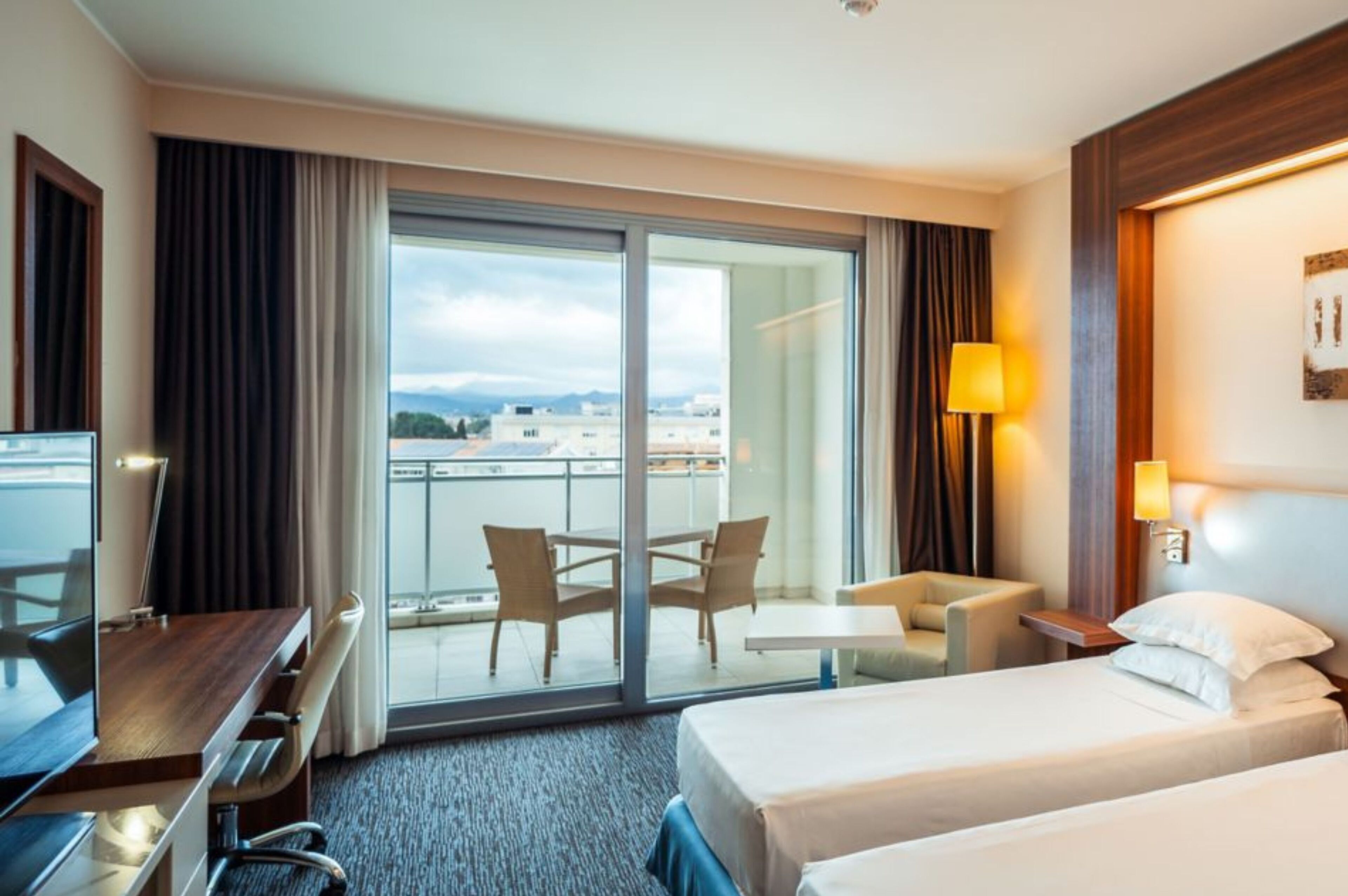 superior room, 2 single beds, non smoking, balcony | 1 bedroom, hypo-allergenic bedding, down duvets, minibar