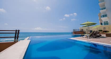 Zafiro Beach Boutique Resort