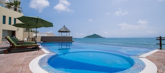 Zafiro Beach Boutique Resort