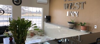 วิลล่าเวสต์อินน์