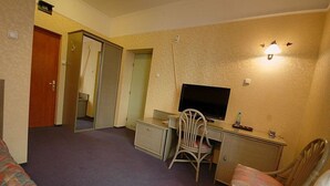 Iron/ironing board